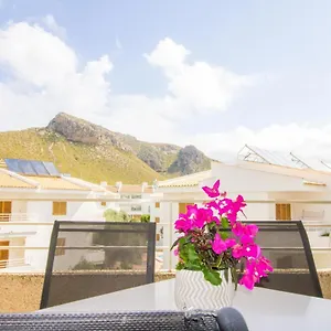 Apartment Beautiful Recently Renovated With Wifi And A C, Port de Pollenca